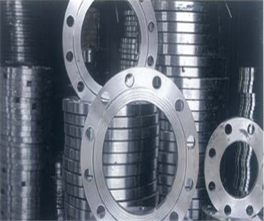 High pressure flanges