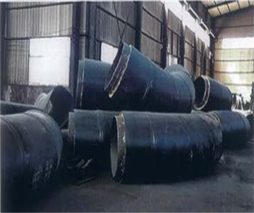 Insulating steel pipes in the workshop